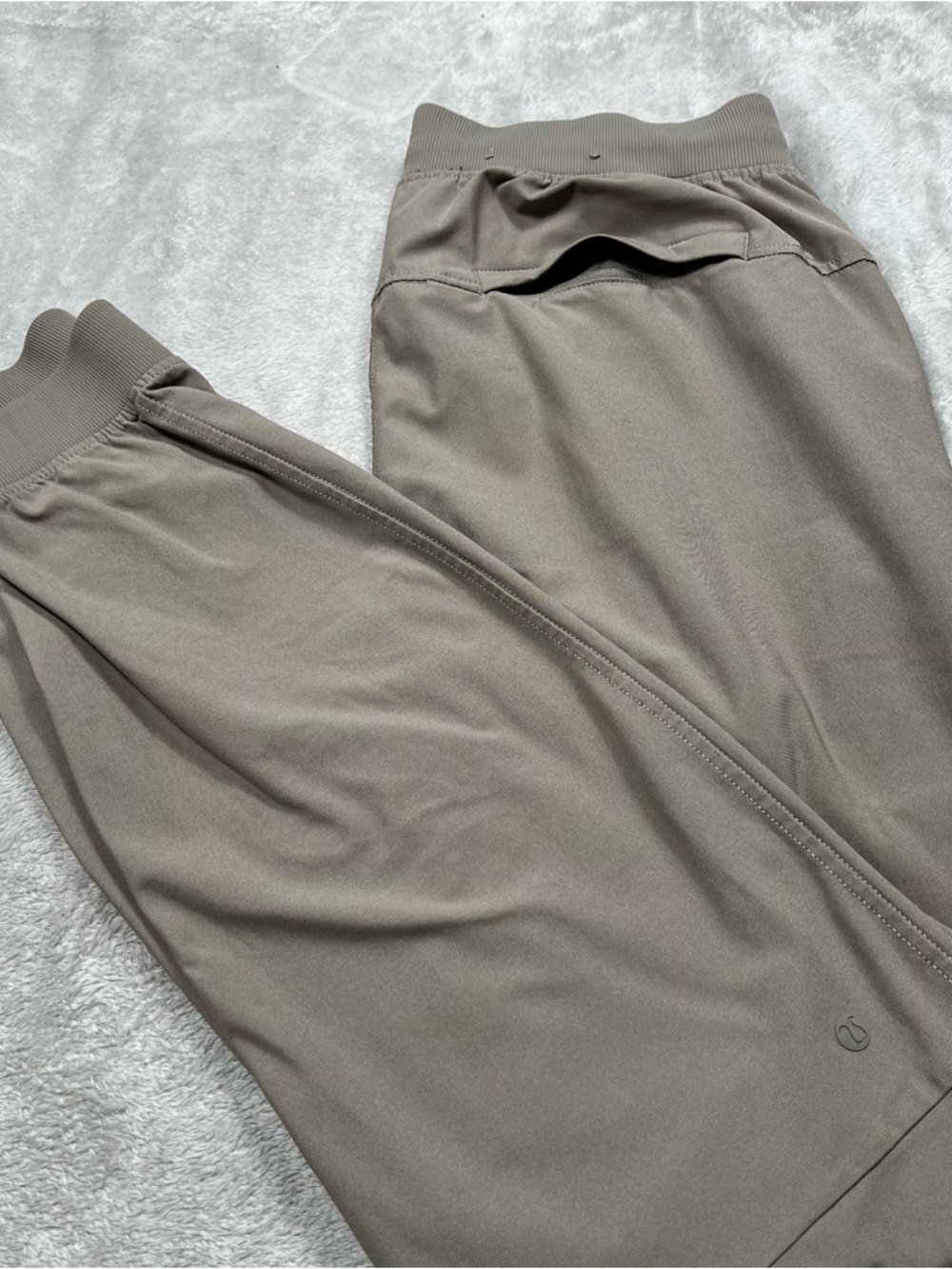 Lululemon Warpstreme Joggers Mens L Green Pants Stretch Performance Athletic